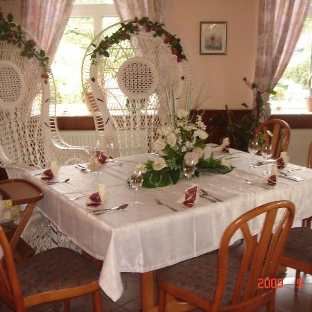 מלון Königs Wusterhausen Zeesener Gasthof מראה חיצוני תמונה